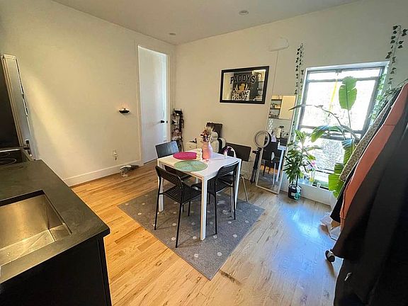 4th image of 1269 Herkimer St #2B
