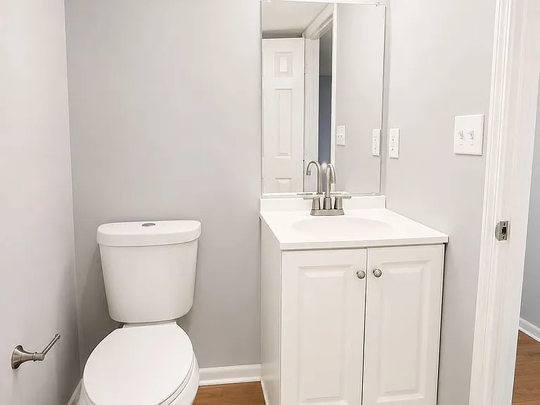 412 Fairfax Dr #6 — Photo 54