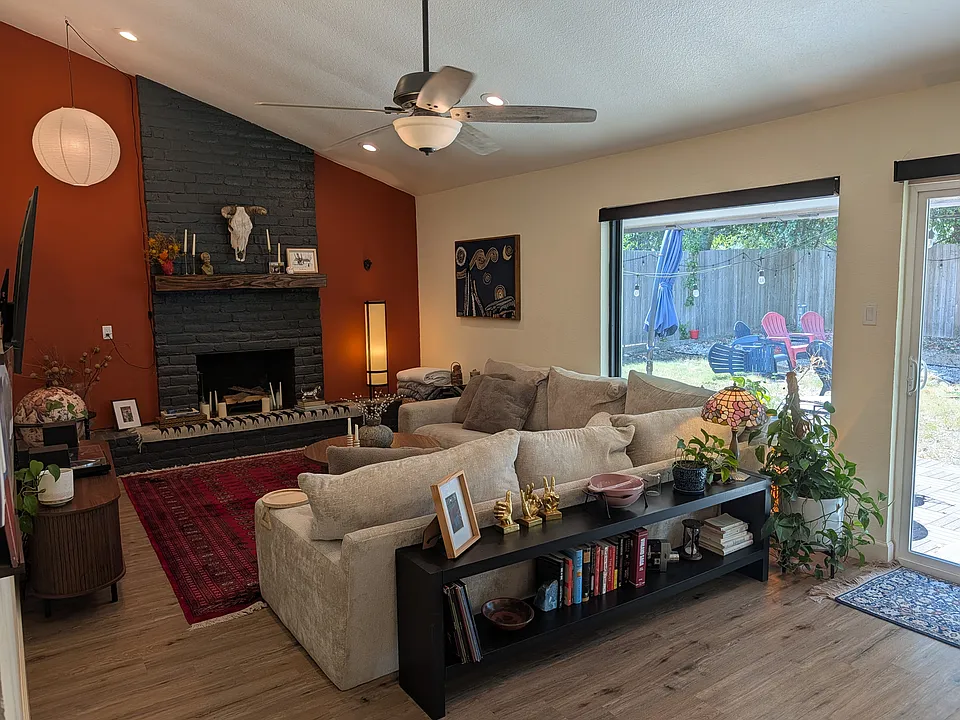 4806 Scarsdale Dr