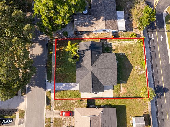 3rd image of 369 Imperial Dr