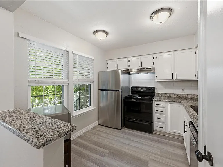4748 Old Bent Tree Ln #506 — Photo 30