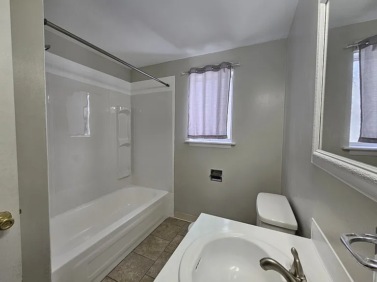 610 1/2 Sunflower Dr — Photo 15