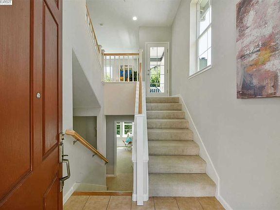 3rd image of 1712 Northshore Dr