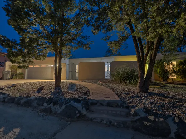 5030 Colby Ct NW, Albuquerque, NM 87114