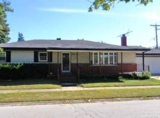 18302 Locust St, Lansing, IL 60438