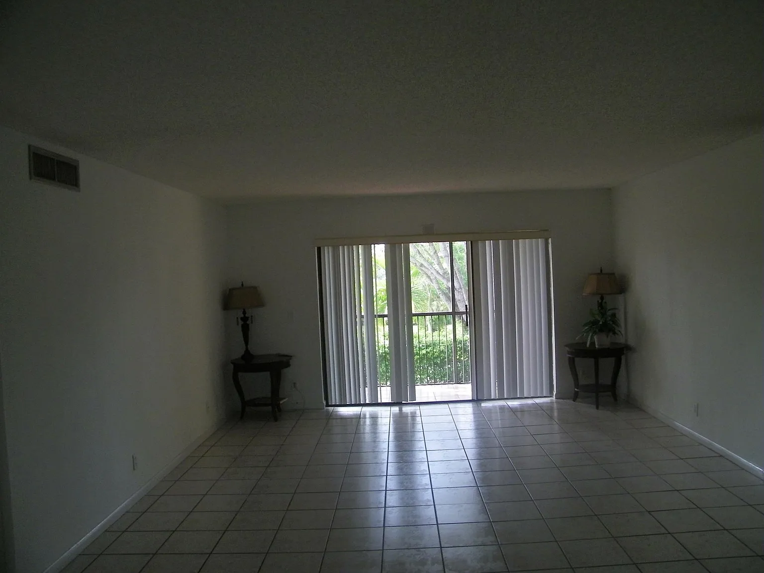 2 bed, 1283 sqft, $2,200 — Photo 4