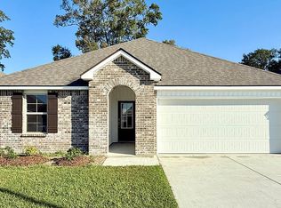 323 White Pine Dr, Lafayette, LA 70501