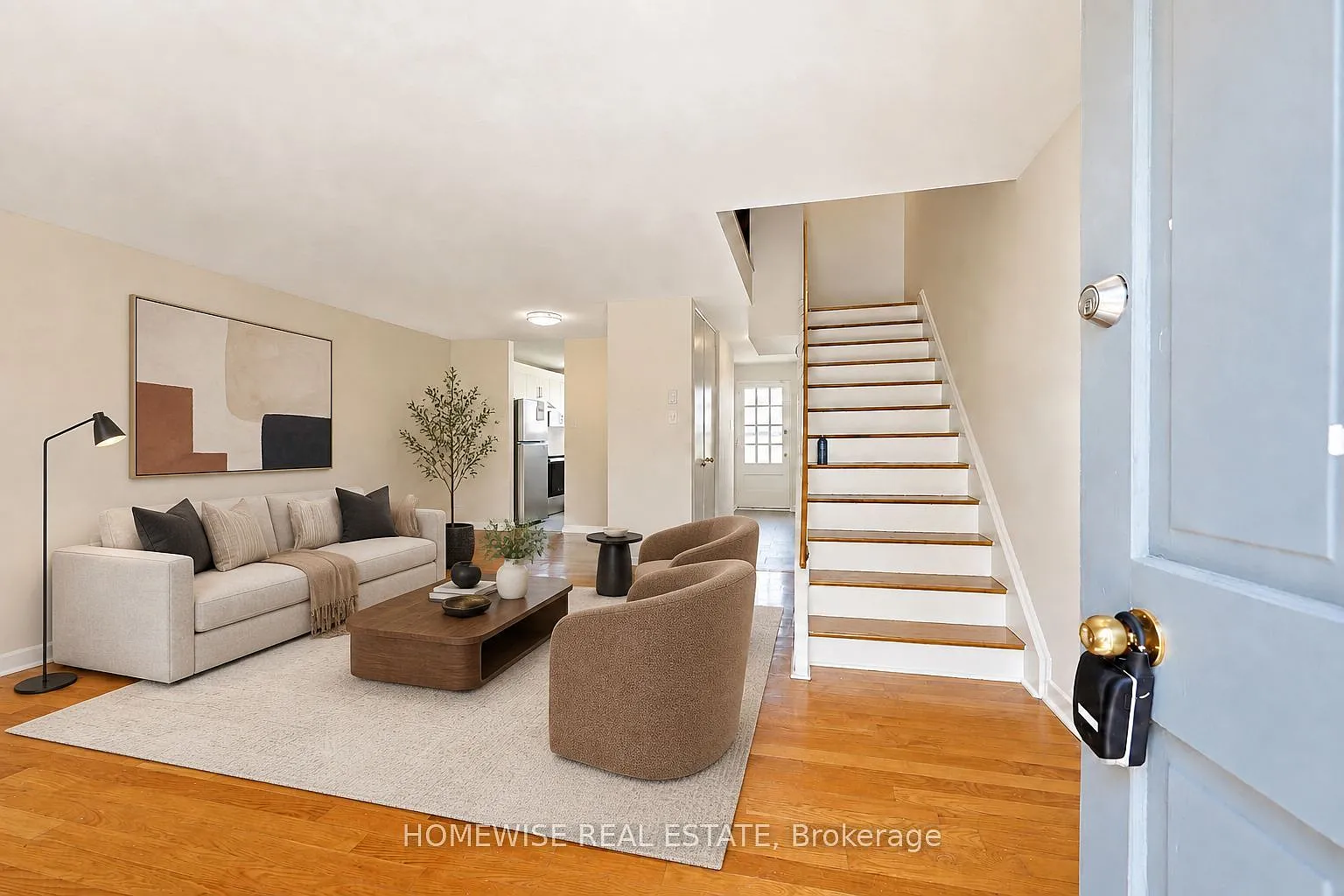 3 bed, $3,200 — Photo 2