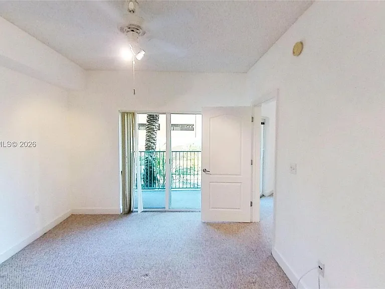 6001 SW 70th St #217 — Photo 3