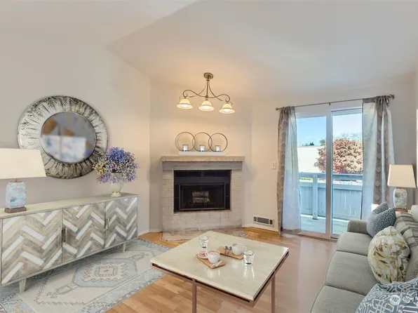 14200 NE 171st Street #E207, Woodinville, WA 98072