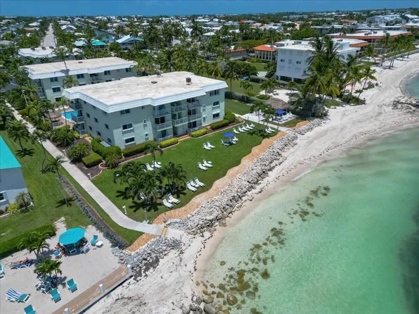 1101 W Ocean Dr #13, Key Colony Beach, FL 33051