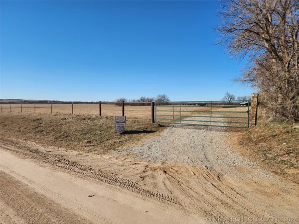 420 Road, Pawnee, OK 74058