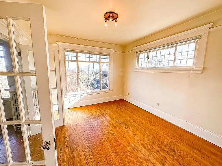 Littlefield Apartments — Photo 1