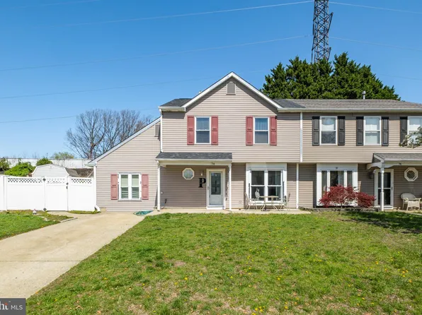 74 Cherry Cir, Blackwood, NJ 08012