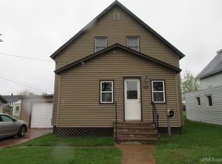 201 Hancock St, Wakefield, MI 49968