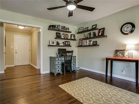 3rd image of 4708 Rockmoor Ln
