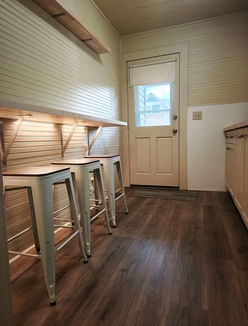 Beautiful Elon Home — Photo 3