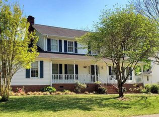 203 Buckboard Ln, Simpsonville, SC 29681