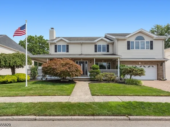 26 Mount Cedar Ave, Wallington Boro, NJ 07057