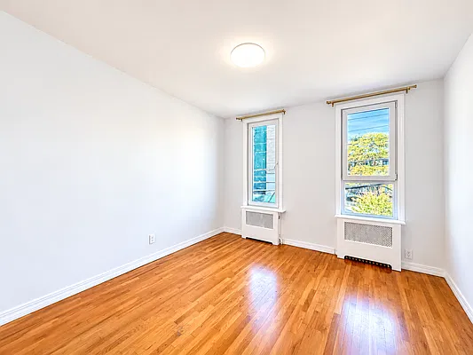Bedroom, photo 3