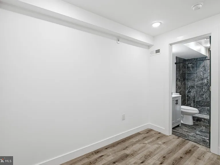 4243 Mantua Ave #2 — Photo 9