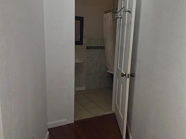 1614 Market St #2 — Photo 15