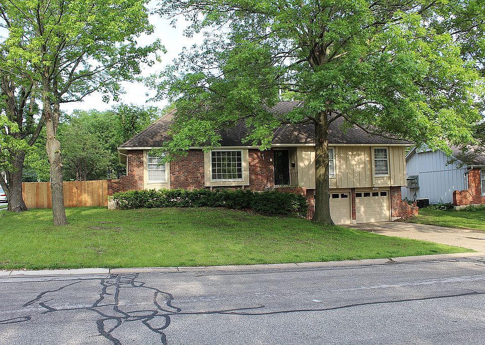 1st image of 9501 Moody Park Cir