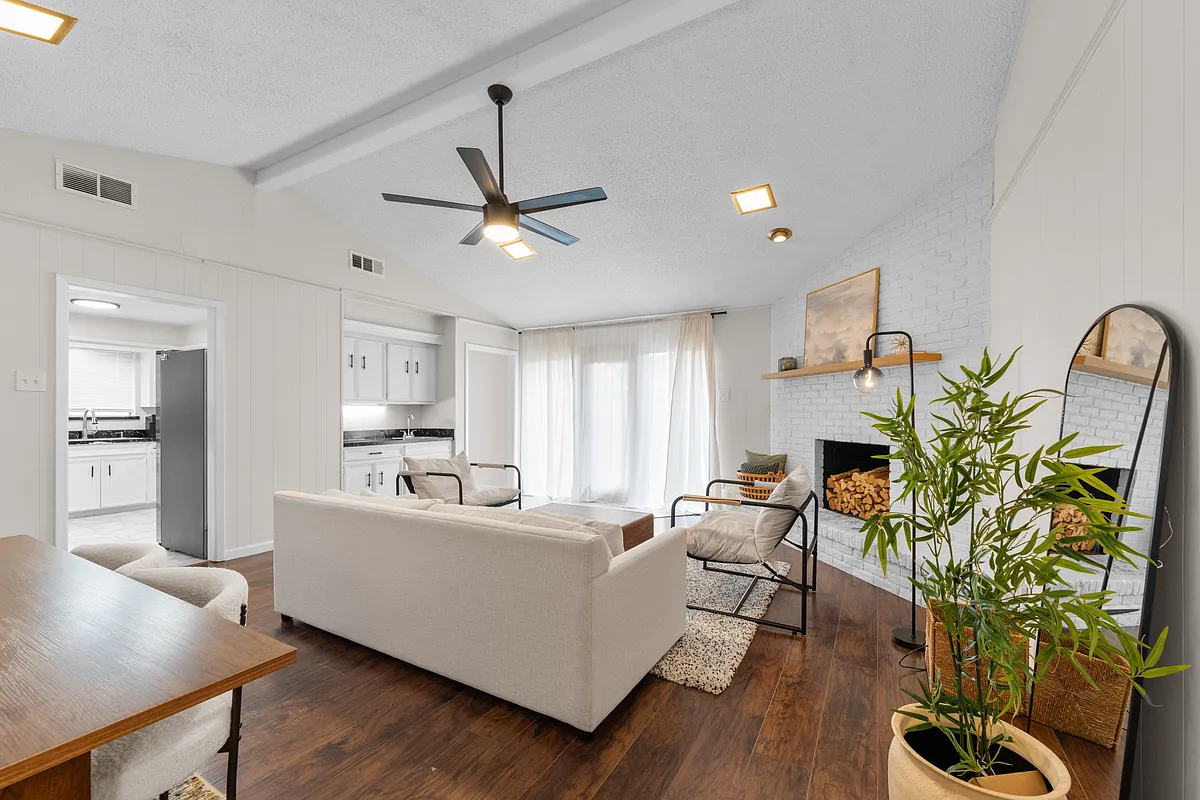 Building Photo - 306 Candlewood Pl