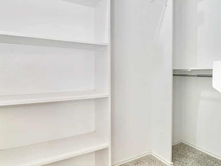 407 Josephine St — Photo 17