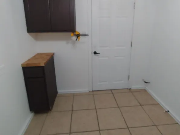 570 W Wycough St, Batesville, AR 72501