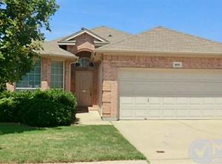 6032 Horse Trap Dr, Fort Worth, TX 76179