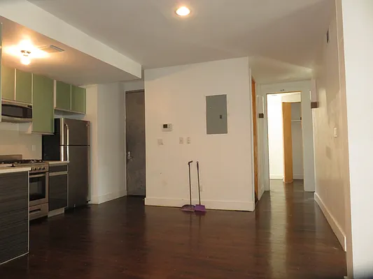 Rented by Rennit Inc. | media 20