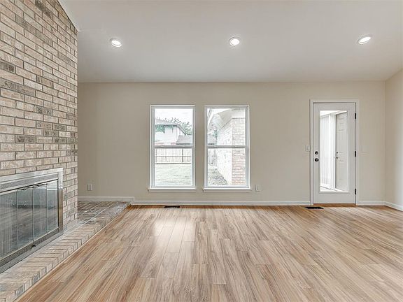 4th image of 2236 NW 113th Pl