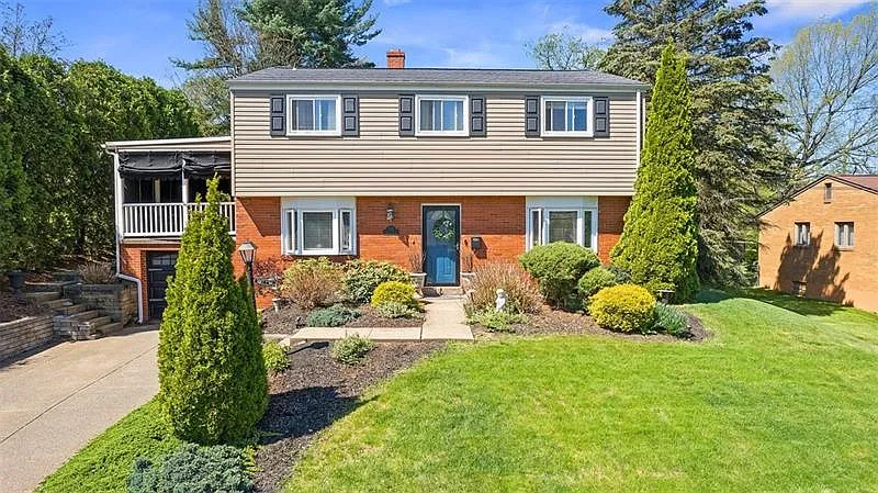 384 Pinehaven Dr photo 1