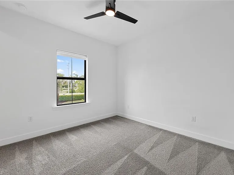 4341 Sonoma Oaks Cir — Photo 10