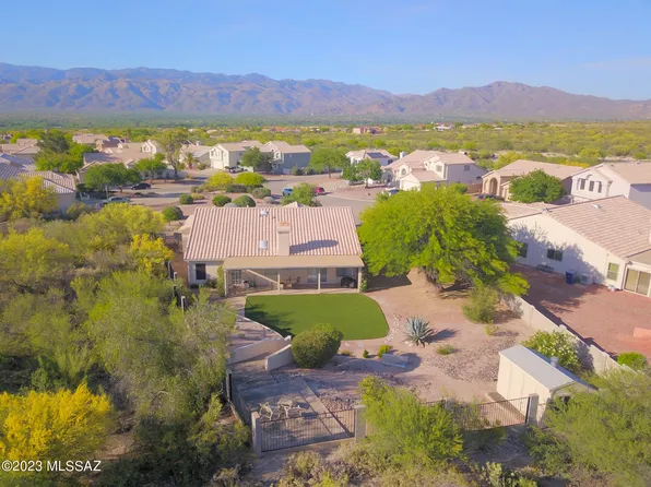 318 S Nightfall Ave, Tucson, AZ 85748