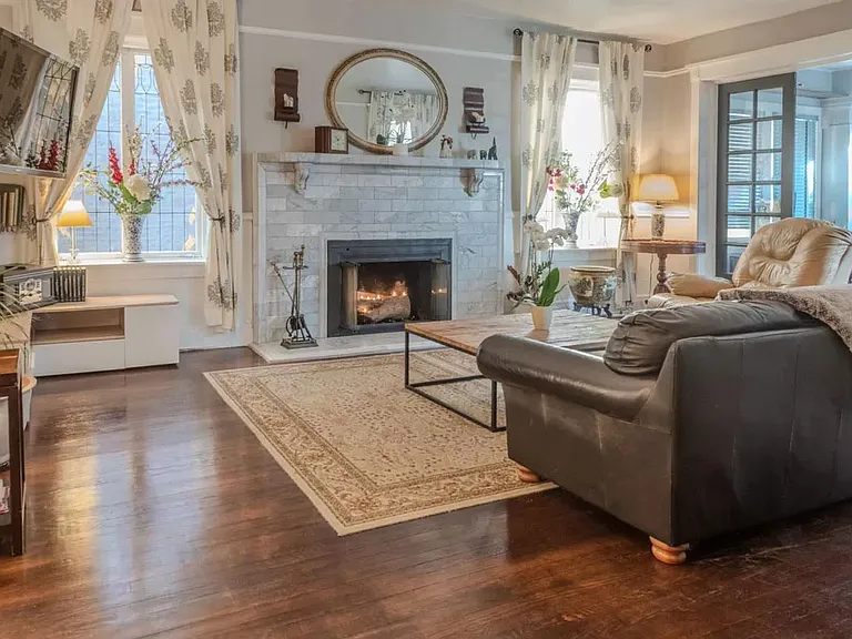 7626 N Greenview Ave #1 — Photo 4