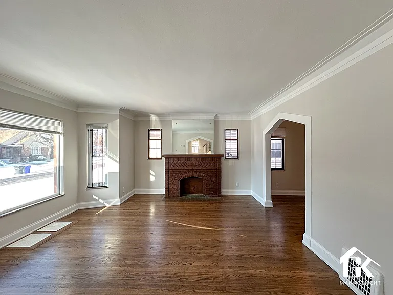 16182 Greenlawn St — Photo 3