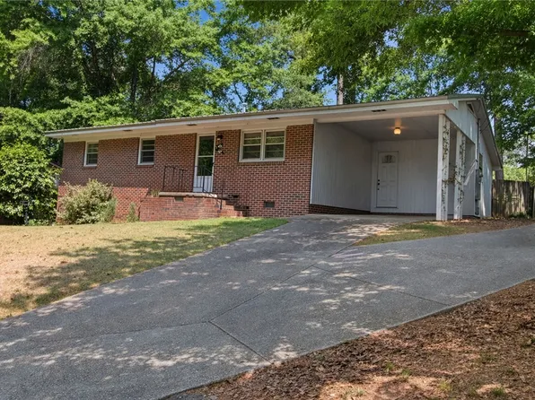 1023 Old Mill Rd, Auburn, AL 36830