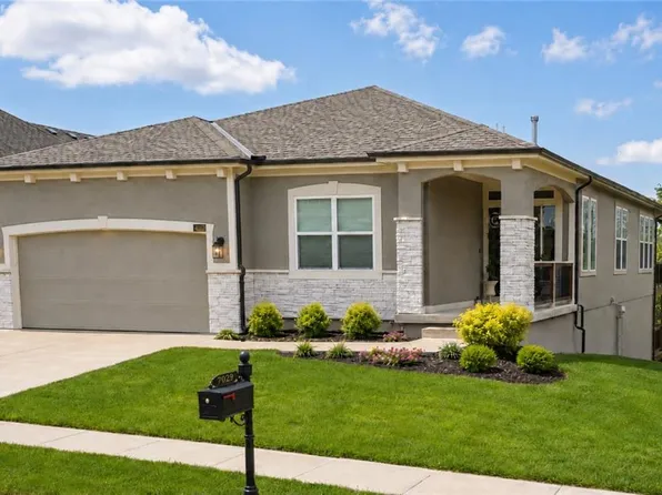 7029 N Cambridge Ave, Kansas City, MO 64119