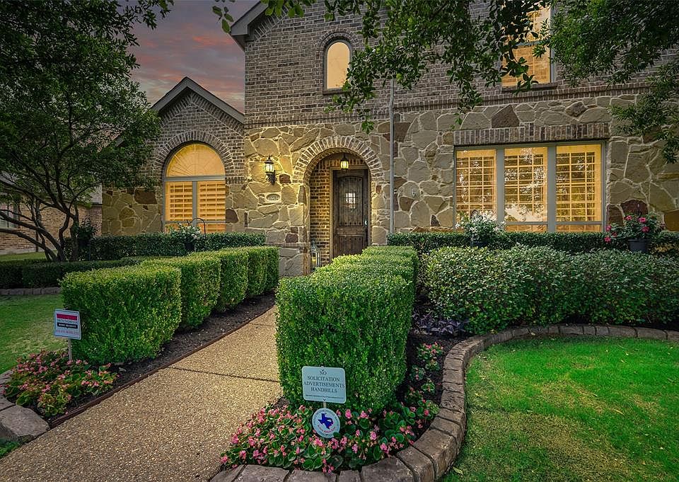 1st image of 12282 Kennedale Dr