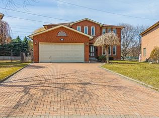 4261 Capilano Ct, Mississauga, ON L4W4H9