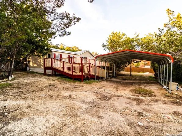 1148 Sequoia Trl, Canyon Lake, TX 78133