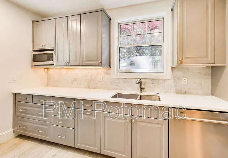5332 Nevada Ave NW — Photo 16