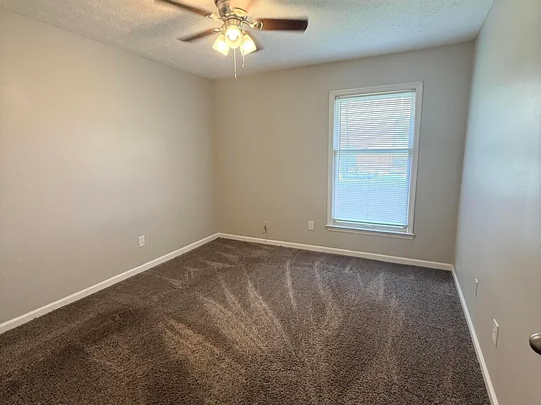 106 Potomac Ct #A — Photo 14