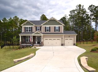 34 Wicker Cir, Spring Lake, NC 28390