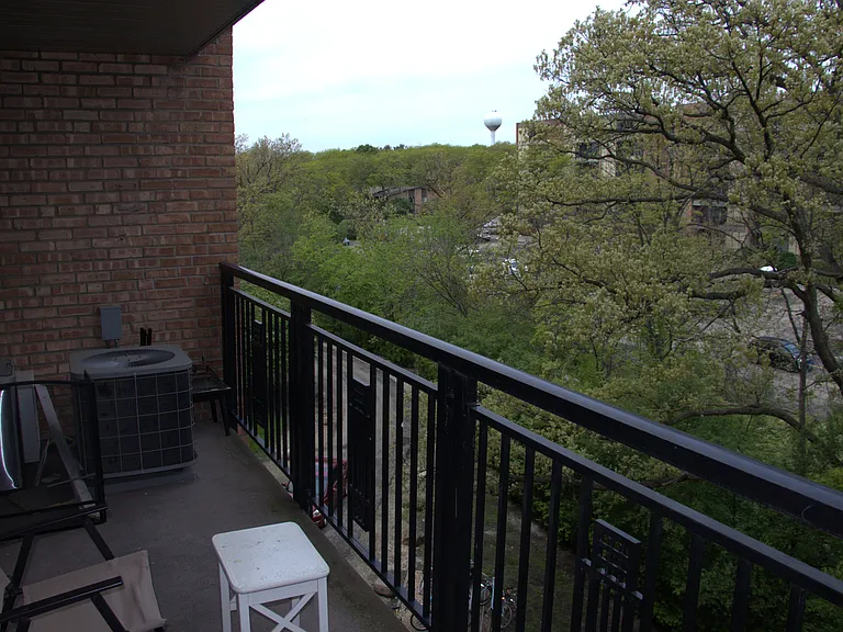 6000 Oakwood Dr #4D — Photo 10
