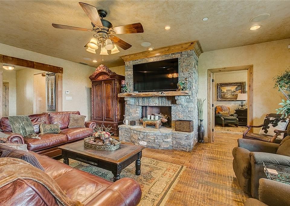 1st image of 203 Harbor Way #2033