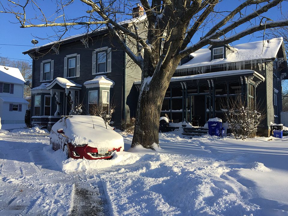 1st image of 344 Pleasant St