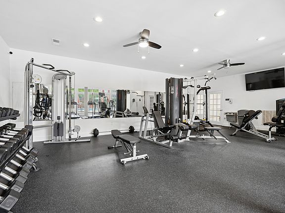 5th image of 905 Pineville Point Ave #415-3F